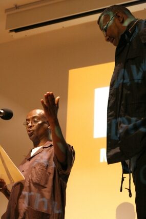 Gaarriye&rsquo;s WPT 2005 London performance gained an extra dimension when he invited &ldquo;the tallest man in the world&rdquo;, fellow Somali Hussein Bissad, to join him. Hussein, who is eight feet one inch tall, stood on stage throughout Gaarriye&rsquo;s reading.